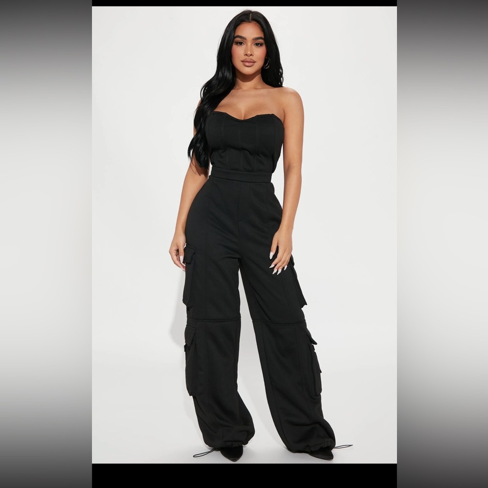 NWT fashion nova black jumpsuit